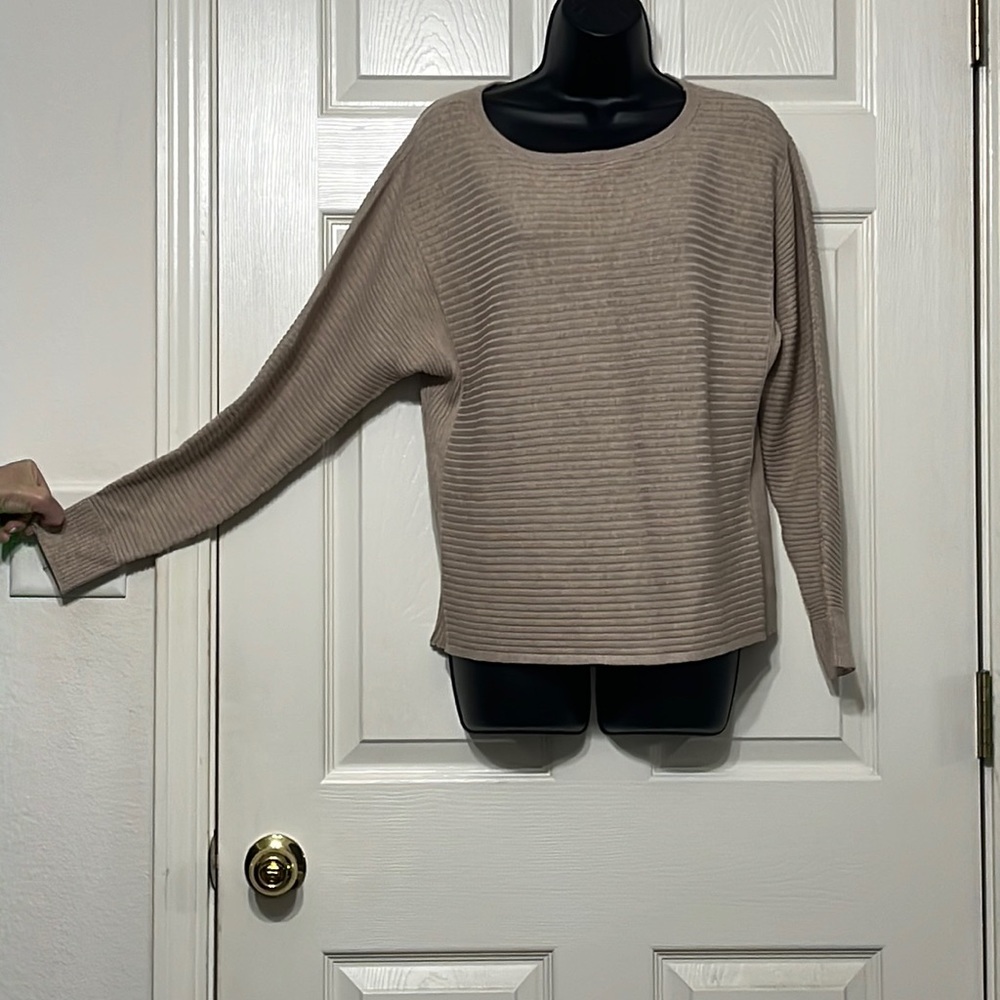 M/L sweater